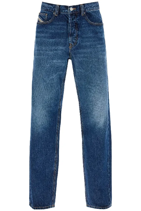 DIESEL straight leg jeans 2010 d